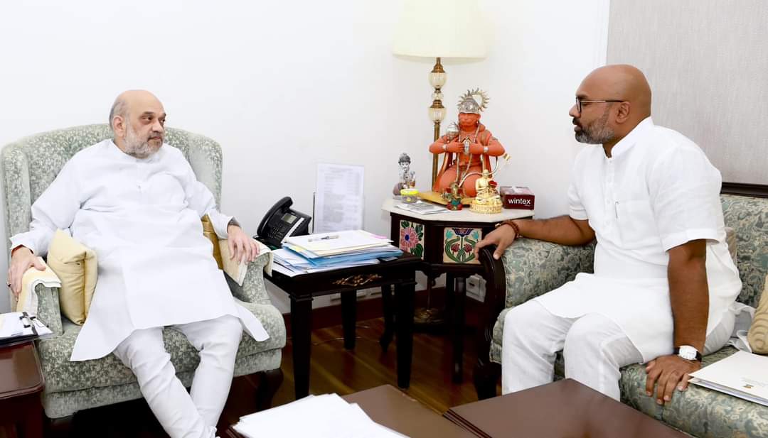 అమిత్ షా తో ధర్మపురి అరవింద్ భేటీ 6 అమిత్ షా తో ధర్మపురి అరవింద్ భేటీ