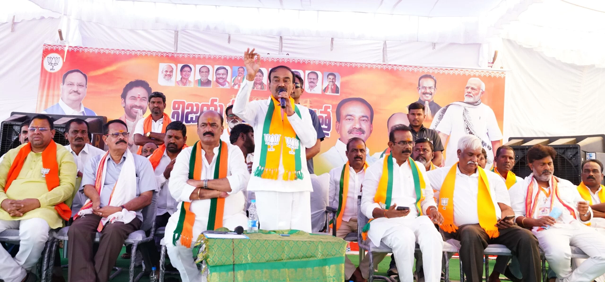 తెలంగాణ బీజేపీ “వికసిత్ సభలు” ఘనంగా ప్రారంభం – అభివృద్ధి మార్గంలో మోదీ మార్గదర్శి! 4 తెలంగాణ బీజేపీ “వికసిత్ సభలు” ఘనంగా ప్రారంభం – అభివృద్ధి మార్గంలో మోదీ మార్గదర్శి!